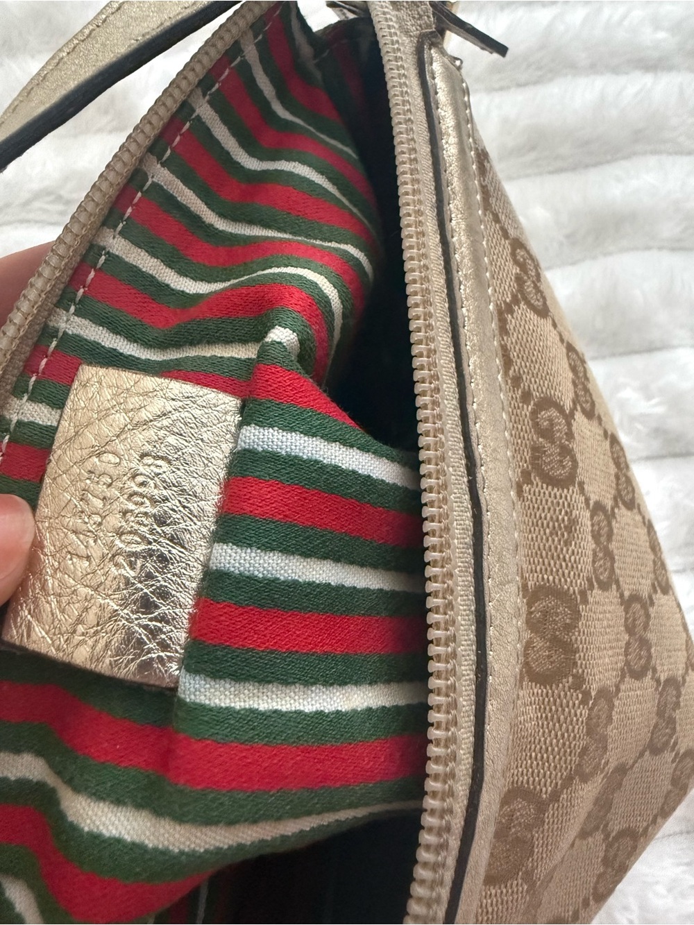 Gucci authentic mini shoulder bag - Picture 12 of 13